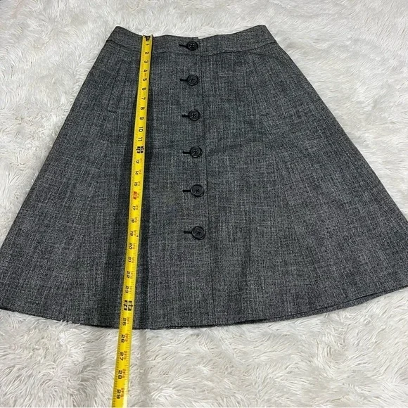 Banana Republic | Gray Marled Button Front A-line Skirt Stretch Size 4 - Picture 2 of 11